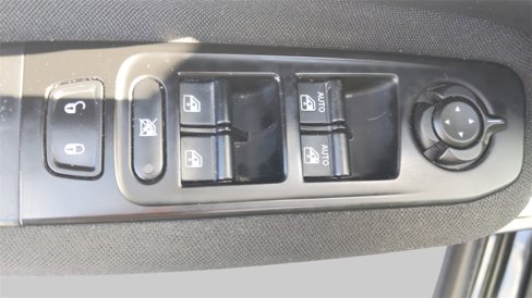 Used 2020 Jeep Renegade Latitude image 20