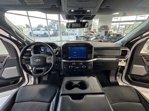Used 2021 Ford F150 Lariat w/ Max Trailer Tow Package image 10