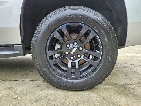 Used 2017 Chevrolet Tahoe LT image 5