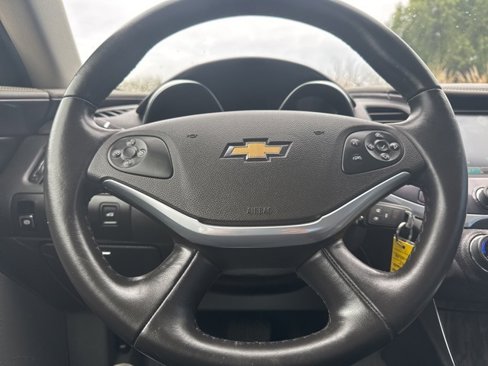 Used 2015 Chevrolet Impala LT image 35