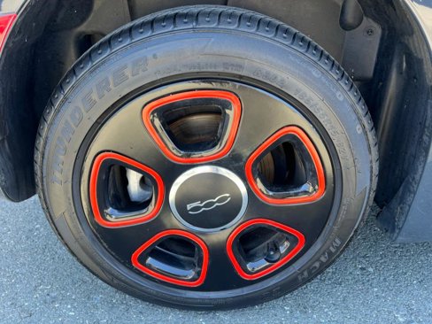 Used 2018 FIAT 500 e w/ Esport Package image 42