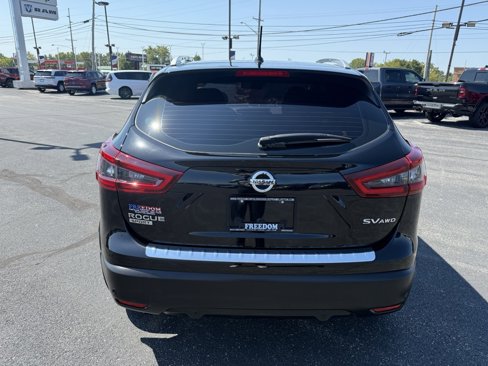 Used 2020 Nissan Rogue Sport SV w/ All-Weather Package image 7