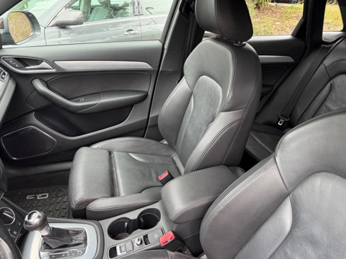Used 2017 Audi Q3 2.0T Prestige w/ Prestige Package image 10