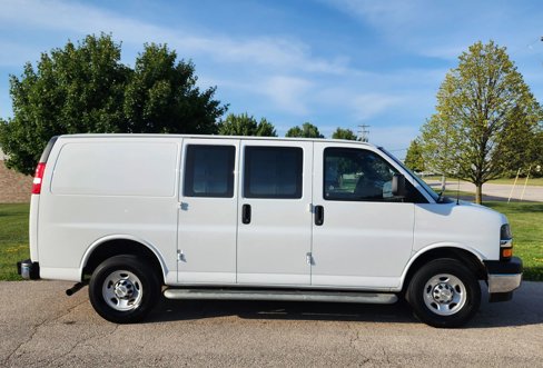 Used 2023 Chevrolet Express 2500 w/ Driver Convenience Package image 11