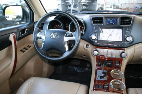 Used 2012 Toyota Highlander Limited image 11