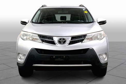 Used 2015 Toyota RAV4 Limited image 3