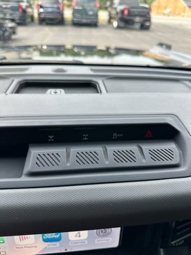 Used 2022 Ford Bronco 2-Door w/ Sasquatch Package image 17