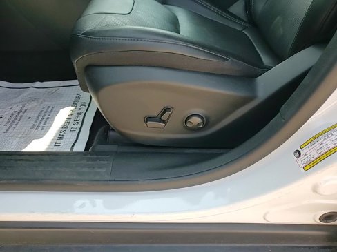 Used 2023 Jeep Cherokee Altitude Lux image 12