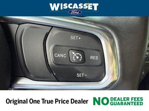 Used 2018 Jeep Wrangler Unlimited Sahara image 19
