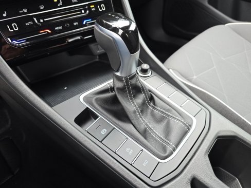 New 2025 Volkswagen Jetta Sport image 33