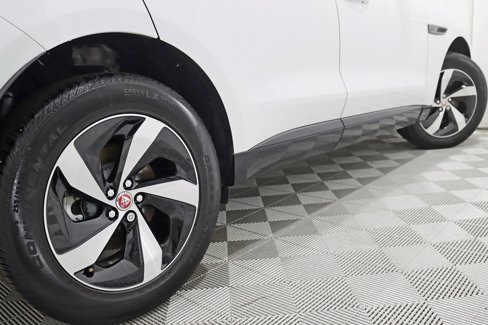 Used 2022 Jaguar F-PACE S image 11
