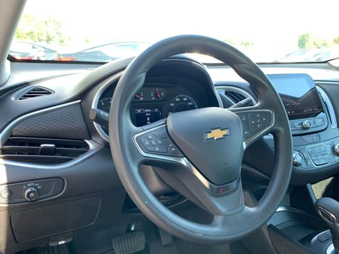 Used 2024 Chevrolet Malibu LT image 34
