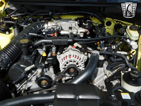 Used 2001 Ford Mustang GT image 11