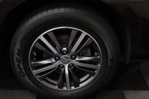 Used 2019 INFINITI QX60 Luxe w/ Essential Package image 41