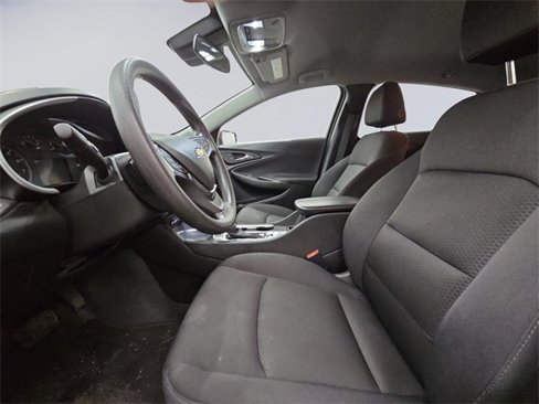 Used 2024 Chevrolet Malibu LT image 9