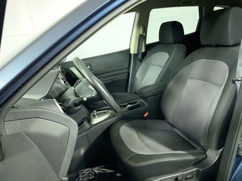 Used 2012 Nissan Rogue SV image 17
