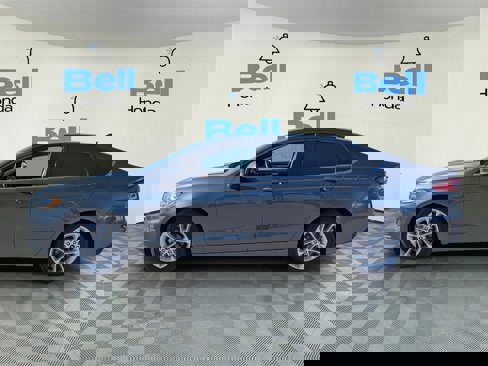Used 2020 Ford Fusion SE image 2