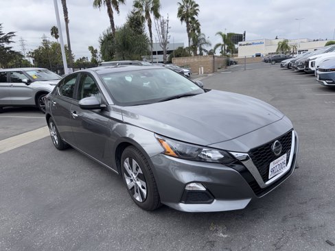 Used 2022 Nissan Altima 2.5 S image 1