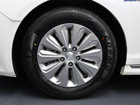 Used 2016 Hyundai Sonata SE image 9