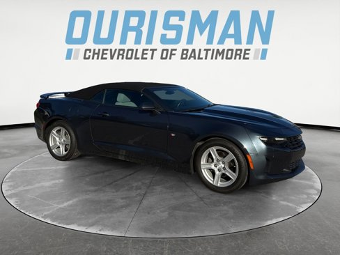 Used 2019 Chevrolet Camaro LT image 1