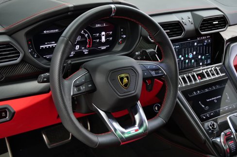Used 2022 Lamborghini Urus image 14