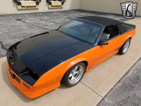 Used 1988 Chevrolet Camaro RS image 2