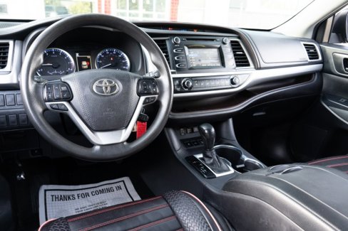 Used 2019 Toyota Highlander Plus image 42