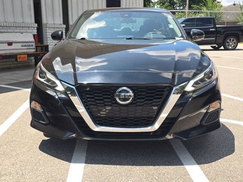 Used 2022 Nissan Altima 2.5 SV w/ SV Premium Package image 9