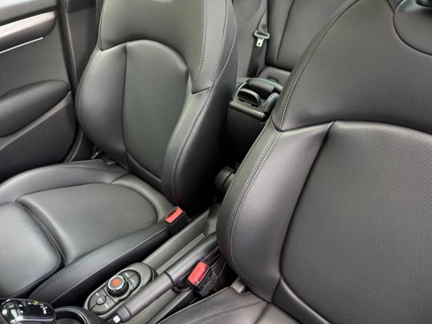 Used 2022 MINI Cooper S w/ Premium Package image 15