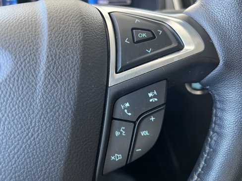 Used 2023 Ford Edge SEL w/ Sport Appearance Package image 23