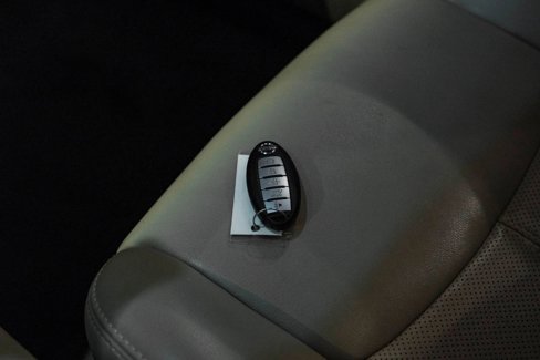Used 2016 Nissan Pathfinder Platinum w/ Family Entertainment Package image 55