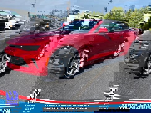 Used 2018 Chevrolet Camaro LT w/ RS Package image 2