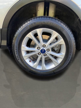 Used 2019 Ford Escape SEL image 33