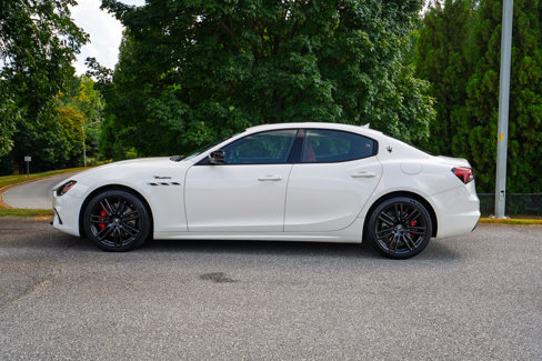 Used 2022 Maserati Ghibli Modena Q4 image 2