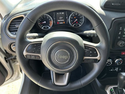 Used 2016 Jeep Renegade Sport w/ Power & Air Group image 24