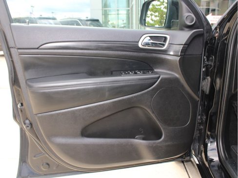 Certified 2020 Jeep Grand Cherokee Altitude image 9
