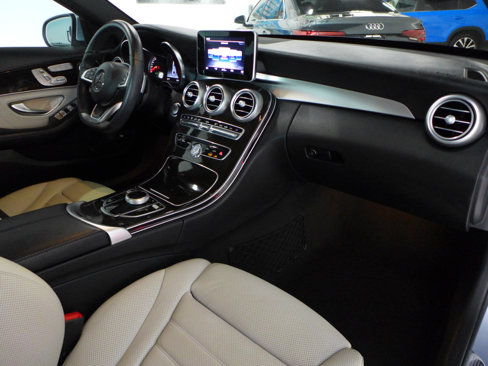 Used 2018 Mercedes-Benz C 300 Sedan image 14