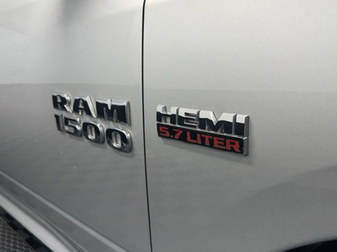 Used 2016 RAM 1500 Classic SLT image 31