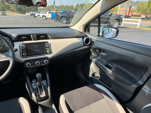 Used 2022 Nissan Versa SV image 19
