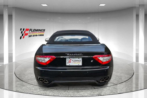 Used 2010 Maserati GranTurismo Convertible image 4