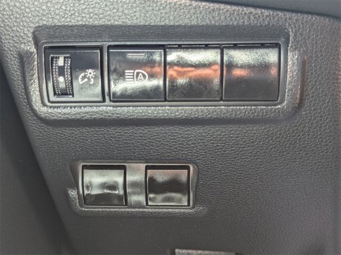 Used 2023 Toyota Corolla Cross LE image 22