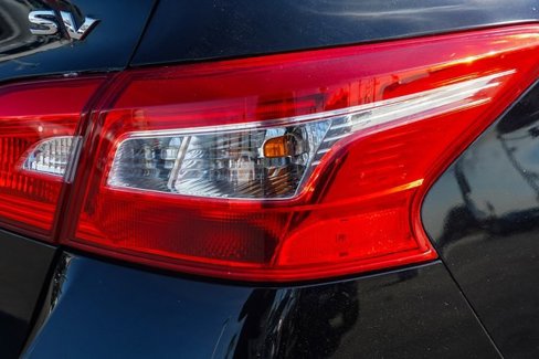 Certified 2016 Nissan Sentra SV w/ Driver's Assist Package image 8