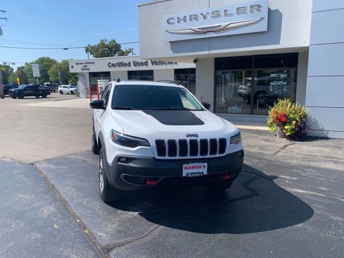 Used 2022 Jeep Cherokee Trailhawk w/ Sun, Sound & Nav Group image 3