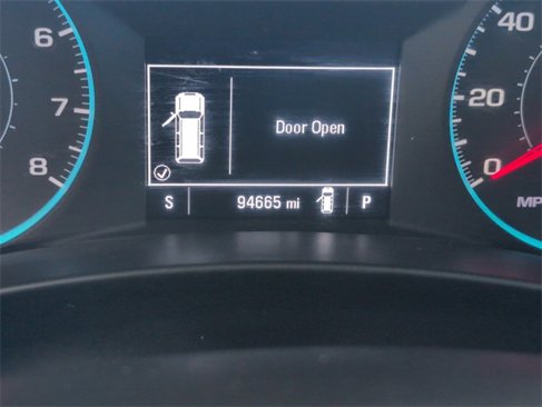 Used 2018 Chevrolet Equinox LS image 21