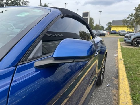 Used 2017 Ford Mustang Premium image 10