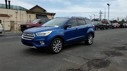 Used 2017 Ford Escape Titanium image 4