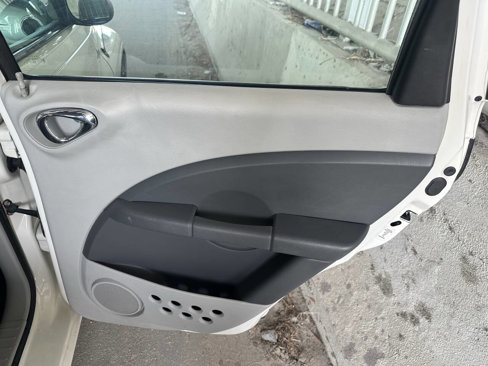 Used 2008 Chrysler PT Cruiser image 23