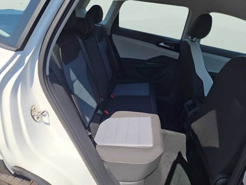 New 2025 Volkswagen Taos S image 38