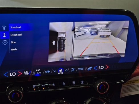 Used 2024 Chevrolet Blazer EV RS image 18