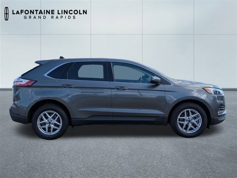 Used 2023 Ford Edge SEL w/ Convenience Package image 6